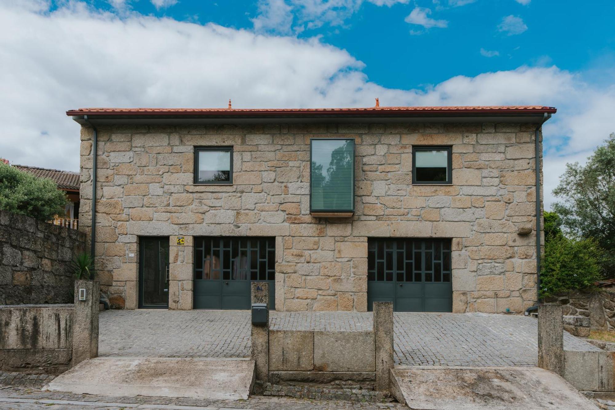 Casa Do Pinheiro - Alojamento Local Póvoa de Lanhoso Dış mekan fotoğraf